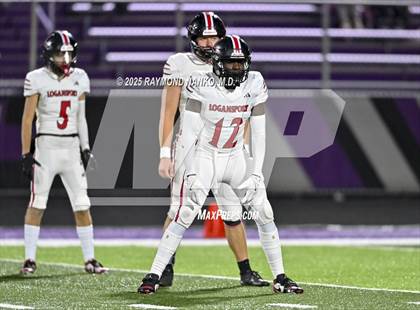 Thumbnail 1 in Logansport @ Muncie Central (IHSAA 4A Section 20 Semifinal) photogallery.