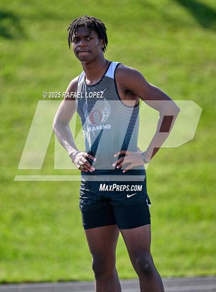Thumbnail 2 in UIL 6A Track & Field Area 21&22 (400M) photogallery.