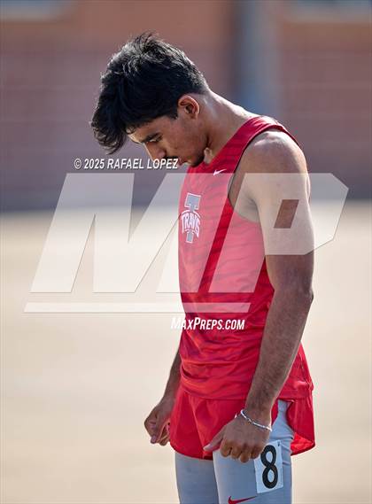 Thumbnail 2 in UIL 6A Track & Field Area 21&22 (400M) photogallery.