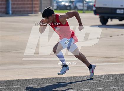 Thumbnail 3 in UIL 6A Track & Field Area 21&22 (400M) photogallery.