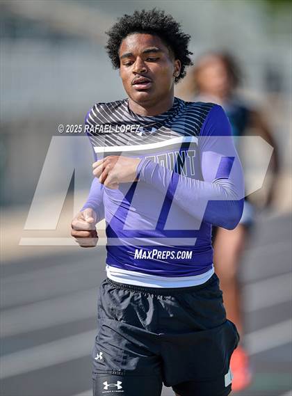 Thumbnail 3 in UIL 6A Track & Field Area 21&22 (400M) photogallery.