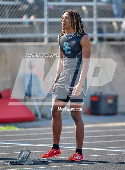 Thumbnail 1 in UIL 6A Track & Field Area 21&22 (400M) photogallery.