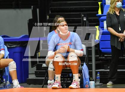 Thumbnail 2 in Fayetteville vs. Southside (AAA 6A State Final) photogallery.