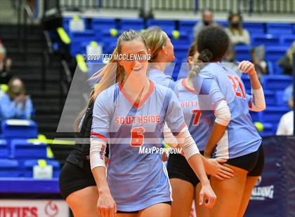 Thumbnail 1 in Fayetteville vs. Southside (AAA 6A State Final) photogallery.