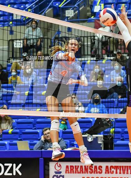 Thumbnail 2 in Fayetteville vs. Southside (AAA 6A State Final) photogallery.