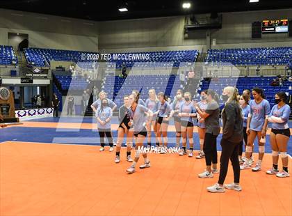 Thumbnail 3 in Fayetteville vs. Southside (AAA 6A State Final) photogallery.