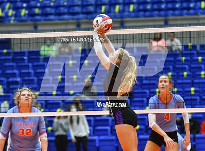 Thumbnail 2 in Fayetteville vs. Southside (AAA 6A State Final) photogallery.