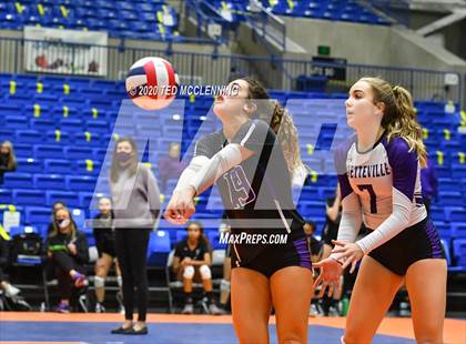 Thumbnail 2 in Fayetteville vs. Southside (AAA 6A State Final) photogallery.