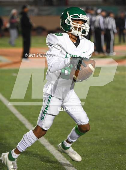 Thumbnail 3 in Lincoln vs. Helix photogallery.