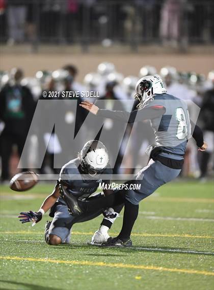 Thumbnail 3 in Lincoln vs. Helix photogallery.