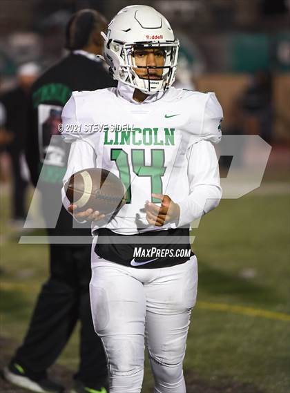 Thumbnail 2 in Lincoln vs. Helix photogallery.
