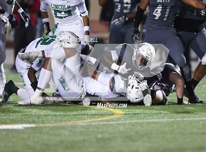 Thumbnail 3 in Lincoln vs. Helix photogallery.