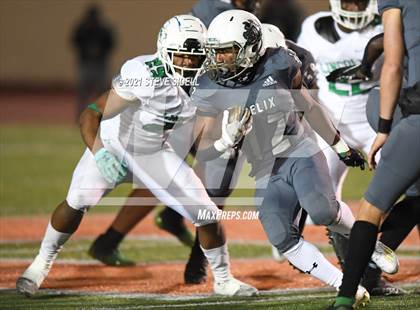 Thumbnail 3 in Lincoln vs. Helix photogallery.