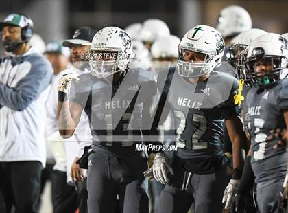 Thumbnail 3 in Lincoln vs. Helix photogallery.