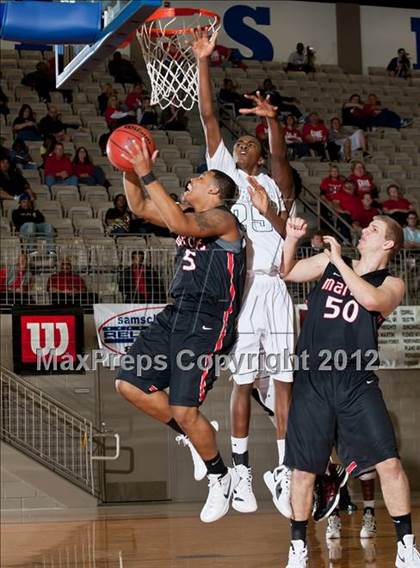 Thumbnail 2 in Marcus vs Berkner (Whataburger Tournament) photogallery.