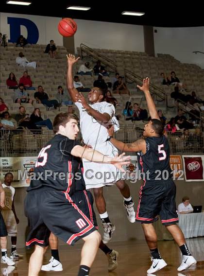 Thumbnail 2 in Marcus vs Berkner (Whataburger Tournament) photogallery.