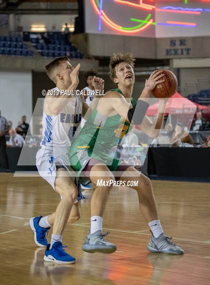 Thumbnail 1 in Richland vs. Federal Way (WIAA 4A Quarterfinal)  photogallery.