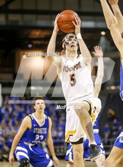 Thumbnail 2 in Covington Catholic vs Cooper photogallery.