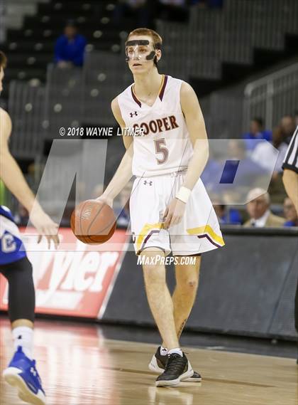 Thumbnail 3 in Covington Catholic vs Cooper photogallery.
