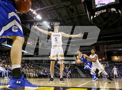 Thumbnail 2 in Covington Catholic vs Cooper photogallery.