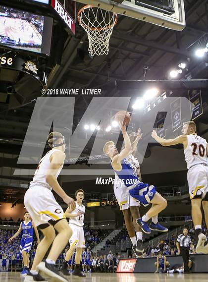 Thumbnail 3 in Covington Catholic vs Cooper photogallery.