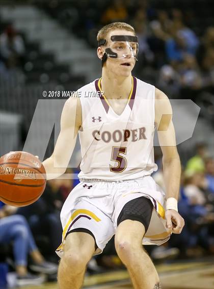 Thumbnail 1 in Covington Catholic vs Cooper photogallery.