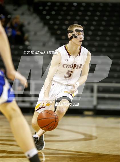 Thumbnail 1 in Covington Catholic vs Cooper photogallery.