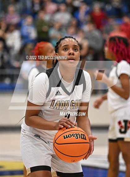 Thumbnail 1 in Jonesboro vs. Sheridan (AAA 5A State Playoff First Round) photogallery.