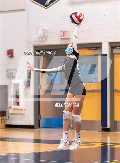 Thumbnail 2 in Wellesley @ Needham photogallery.