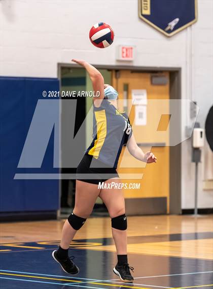 Thumbnail 1 in Wellesley @ Needham photogallery.