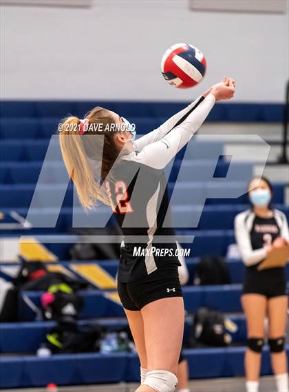 Thumbnail 3 in Wellesley @ Needham photogallery.