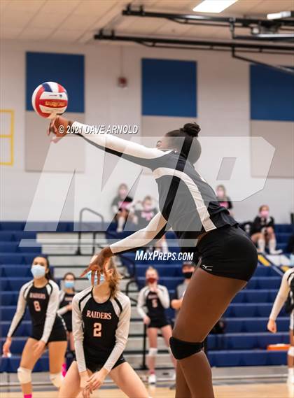 Thumbnail 3 in Wellesley @ Needham photogallery.