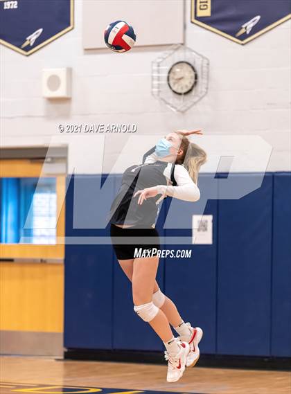 Thumbnail 1 in Wellesley @ Needham photogallery.