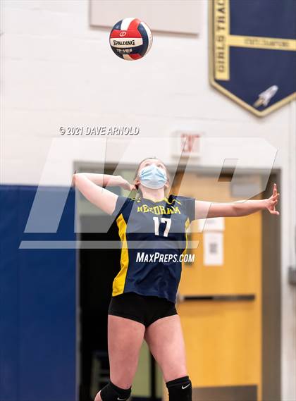 Thumbnail 2 in Wellesley @ Needham photogallery.