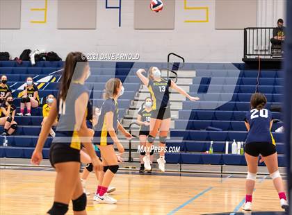 Thumbnail 2 in Wellesley @ Needham photogallery.