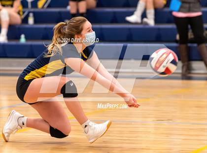 Thumbnail 3 in Wellesley @ Needham photogallery.