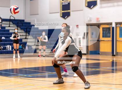 Thumbnail 3 in Wellesley @ Needham photogallery.