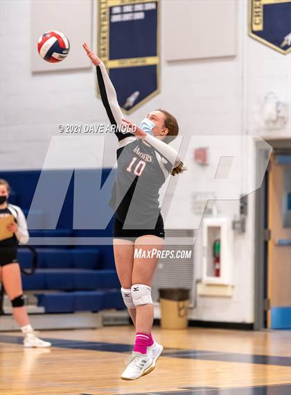 Thumbnail 1 in Wellesley @ Needham photogallery.