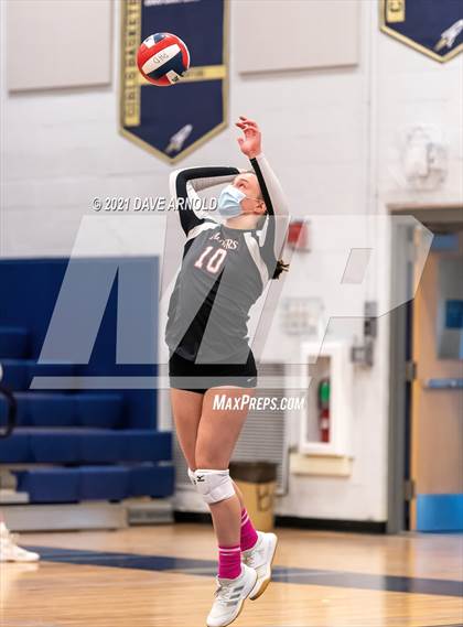 Thumbnail 3 in Wellesley @ Needham photogallery.