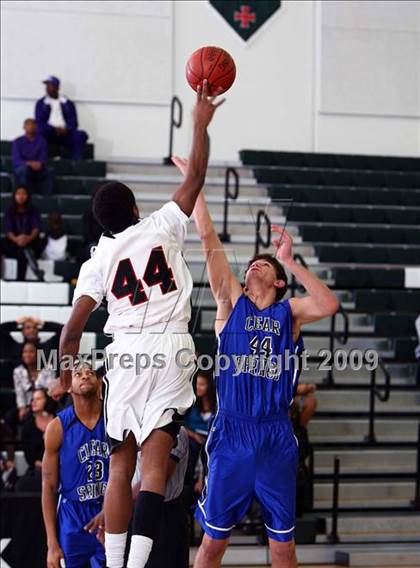 Thumbnail 1 in Glen Oaks vs Clear Springs (Texas Jamboree) photogallery.