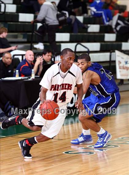 Thumbnail 2 in Glen Oaks vs Clear Springs (Texas Jamboree) photogallery.