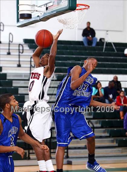 Thumbnail 1 in Glen Oaks vs Clear Springs (Texas Jamboree) photogallery.