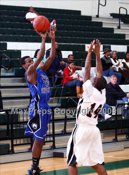 Thumbnail 3 in Glen Oaks vs Clear Springs (Texas Jamboree) photogallery.