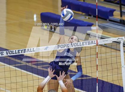 Thumbnail 2 in Kell @ Pope photogallery.