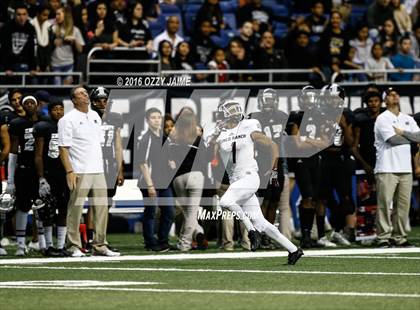 Thumbnail 1 in Cinco Ranch vs. Steele (UIL 6A D2 Semifinal) photogallery.