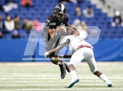 Thumbnail 1 in Cinco Ranch vs. Steele (UIL 6A D2 Semifinal) photogallery.