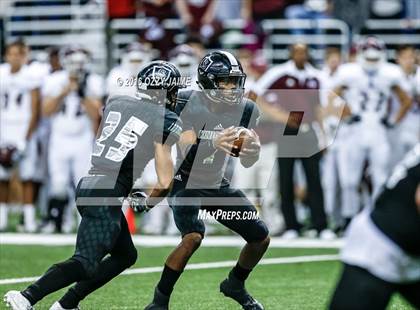 Thumbnail 2 in Cinco Ranch vs. Steele (UIL 6A D2 Semifinal) photogallery.