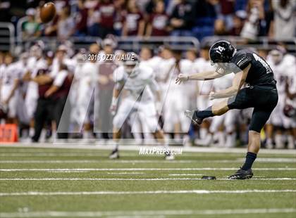 Thumbnail 2 in Cinco Ranch vs. Steele (UIL 6A D2 Semifinal) photogallery.