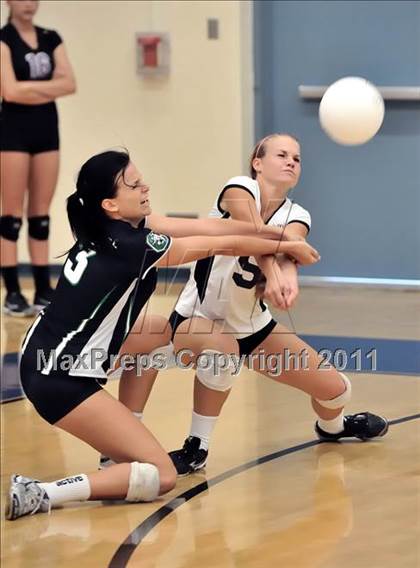 Thumbnail 3 in San Clemente vs Chaparral (Dave Mohs Tournament) photogallery.