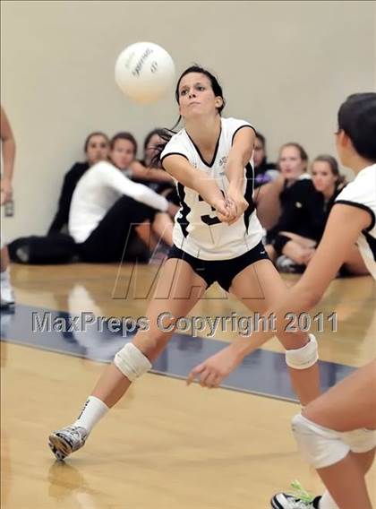 Thumbnail 2 in San Clemente vs Chaparral (Dave Mohs Tournament) photogallery.